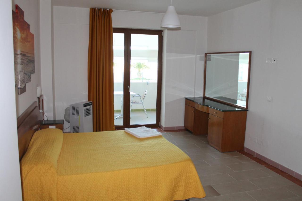B&B Palazzo Manfredi Vieste, Fronte Mare Con Parcheggio Extérieur photo