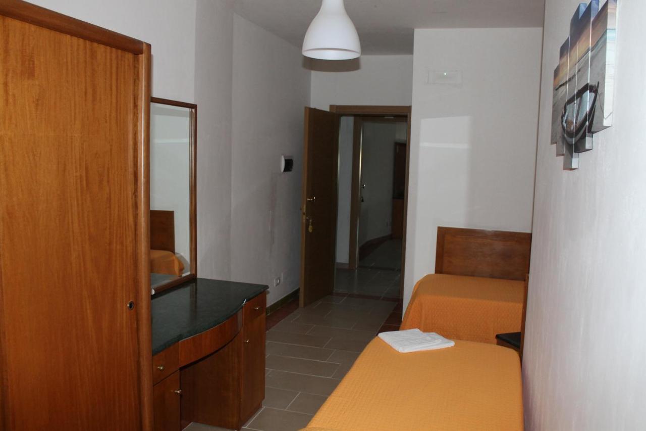B&B Palazzo Manfredi Vieste, Fronte Mare Con Parcheggio Extérieur photo